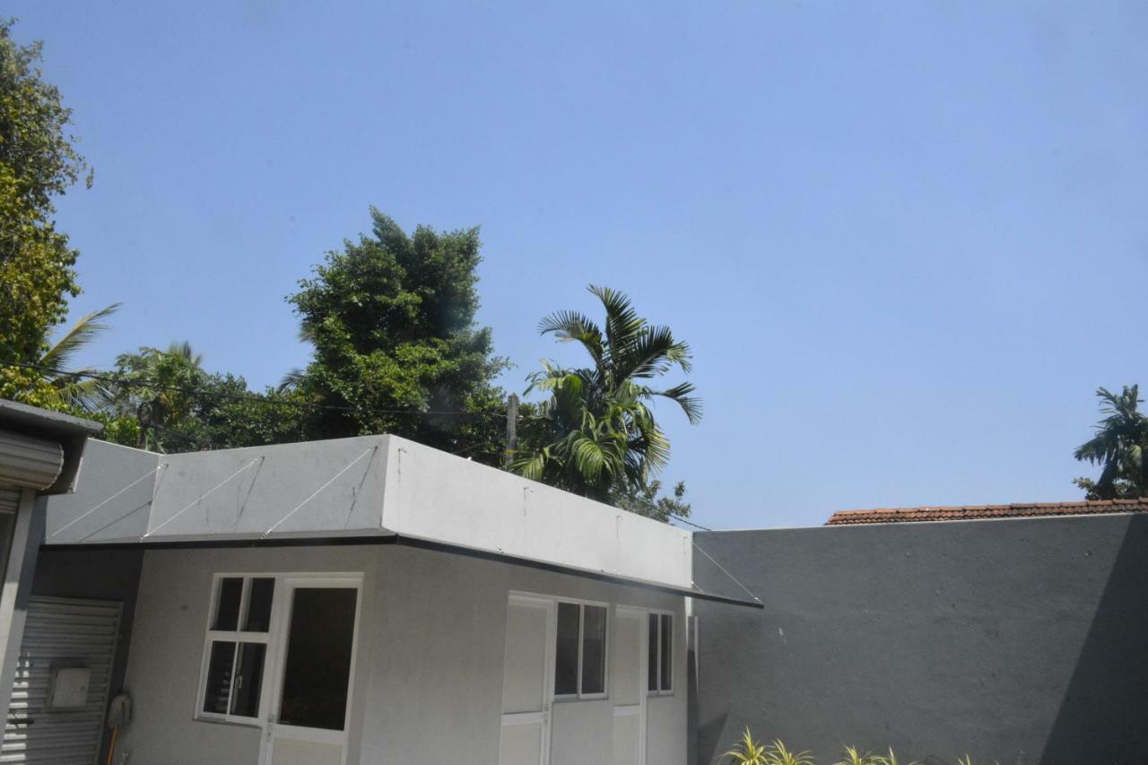 Fox Villa Wattala Exterior photo